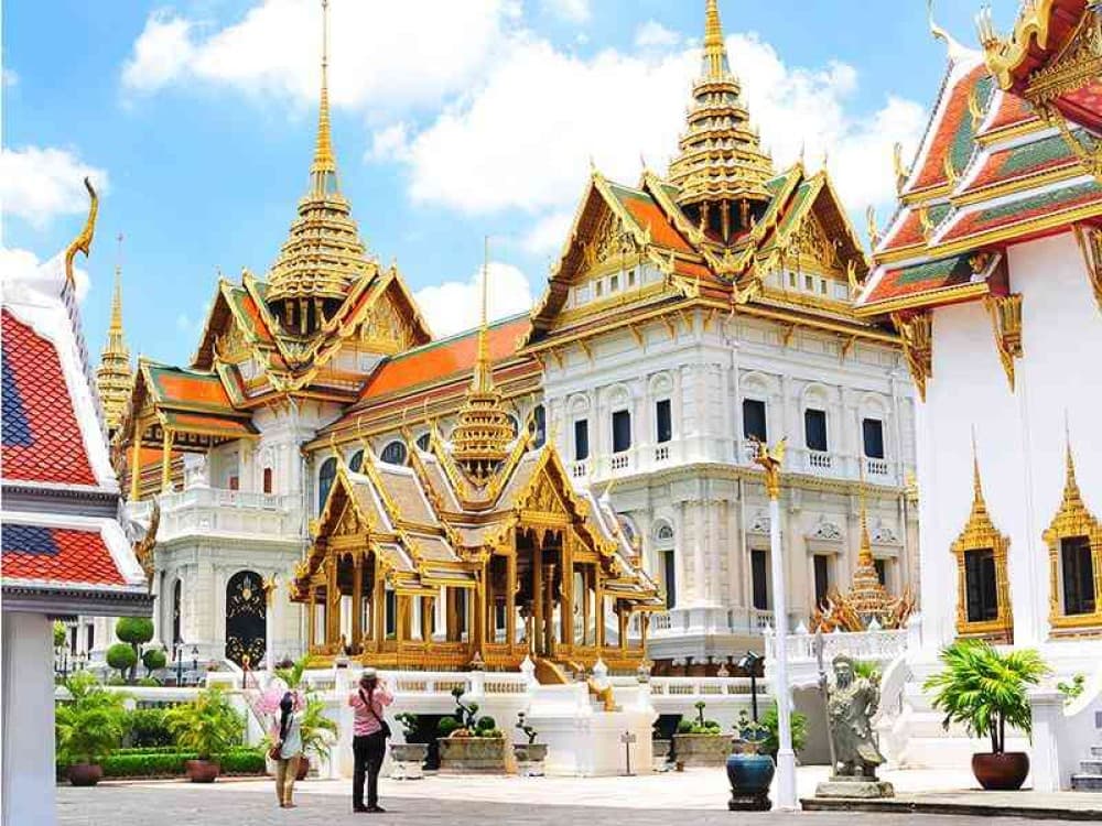 Bangkok Hindu Landmarks Tour with Grand Palace, Temples & Lunch | ®ExcursionMania