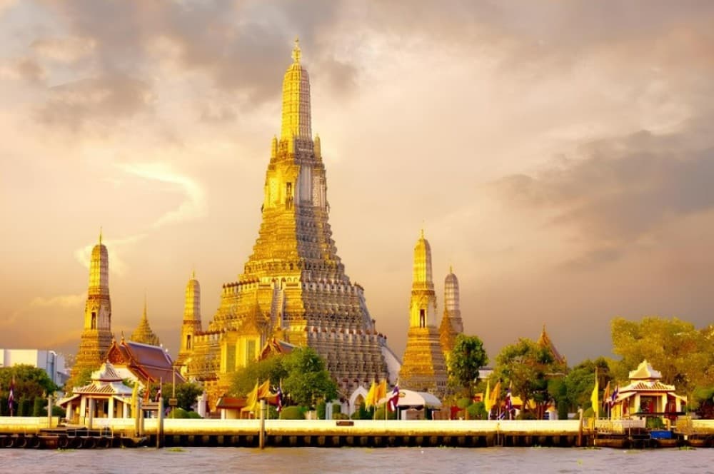 Amazing Bangkok Tour with Grand Palace, Emerald Buddha & Wat Arun | ®ExcursionMania