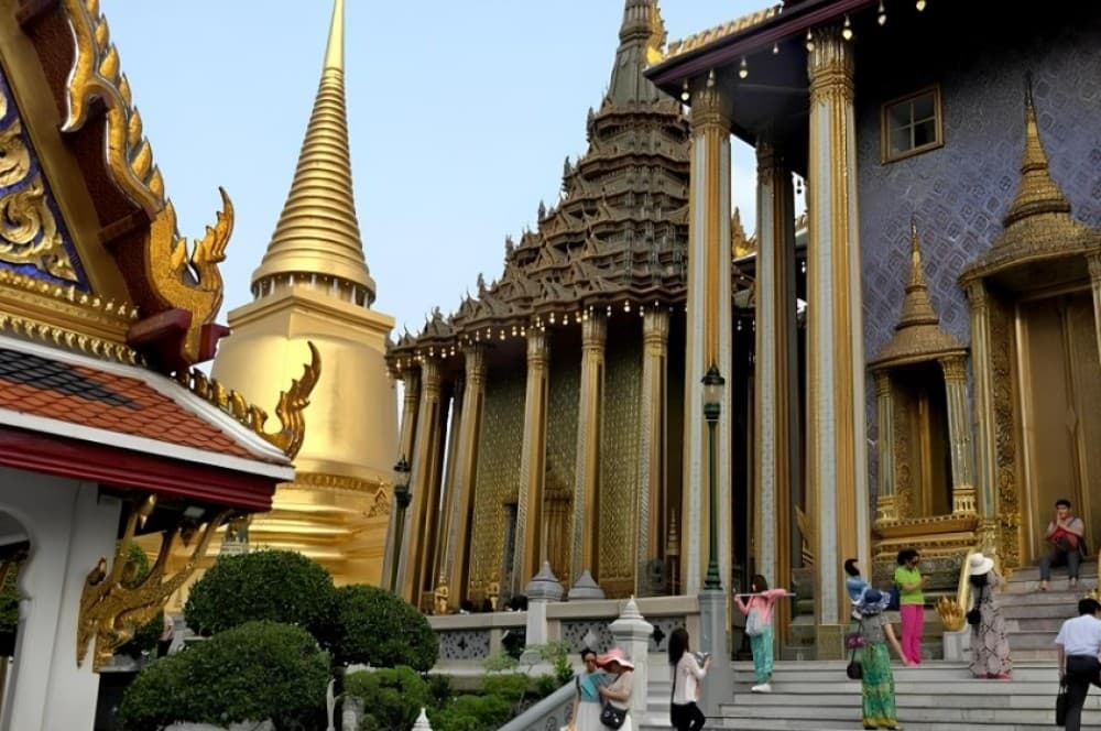 Amazing Bangkok Tour with Grand Palace, Emerald Buddha & Wat Arun | ®ExcursionMania