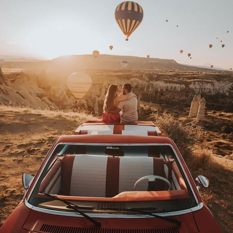 Cappadocia: Cappadocia Sunset Classic Car Tour | ®ExcursionMania