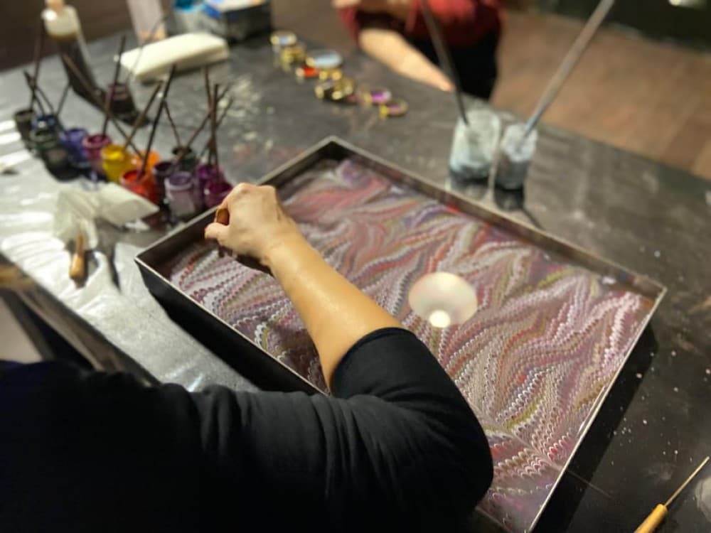 Istanbul: Turkish Marbling Paper Ebru Art Workshop | ®ExcursionMania