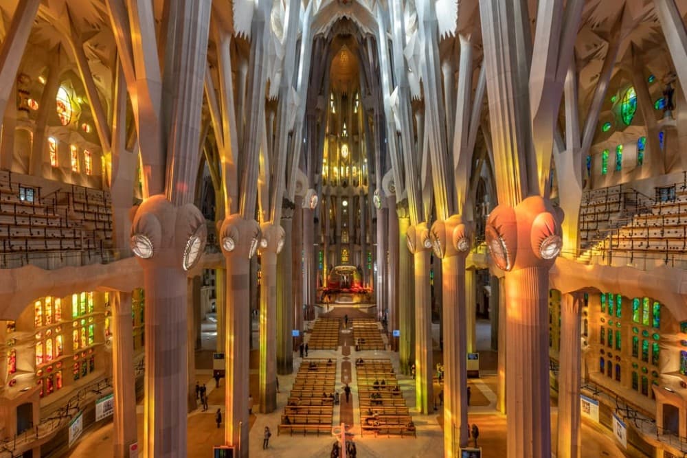 SAGRADA FAMILIA Guided Tour | ®ExcursionMania