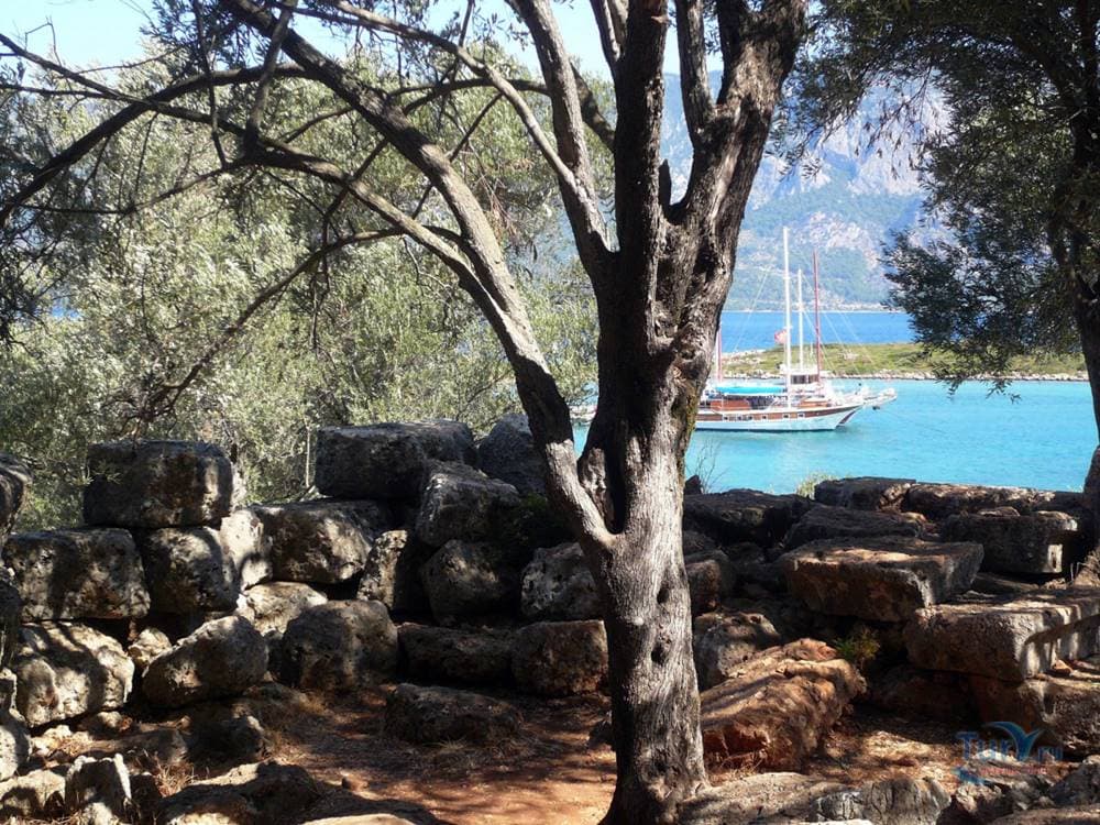 Turunc Cleopatra Island Boat Tour: Discover Ancient Beauty | ®ExcursionMania
