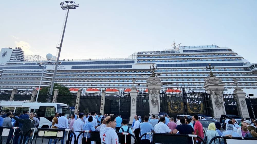 Port Said to Cairo: Day Tour to Giza Pyramids & Nile Cruise | ®ExcursionMania