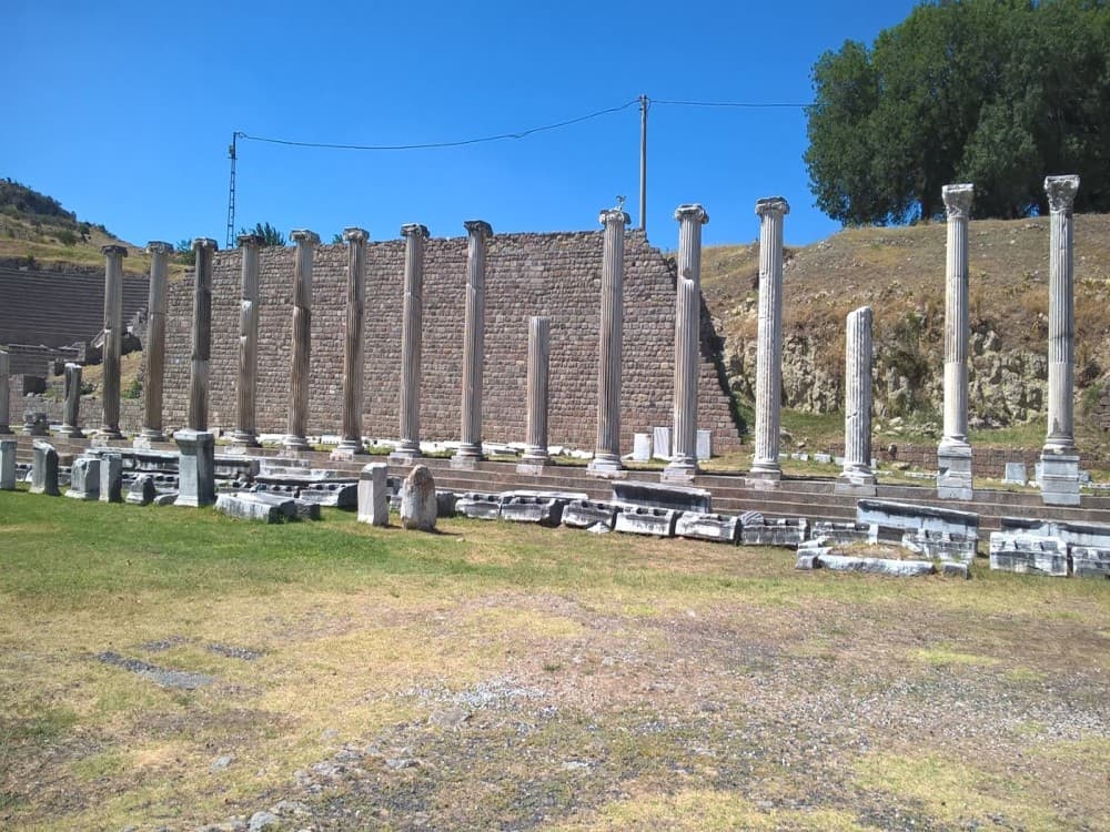 From Izmir: Pergamon Tour with Hotel Transfer & Lunch | ®ExcursionMania
