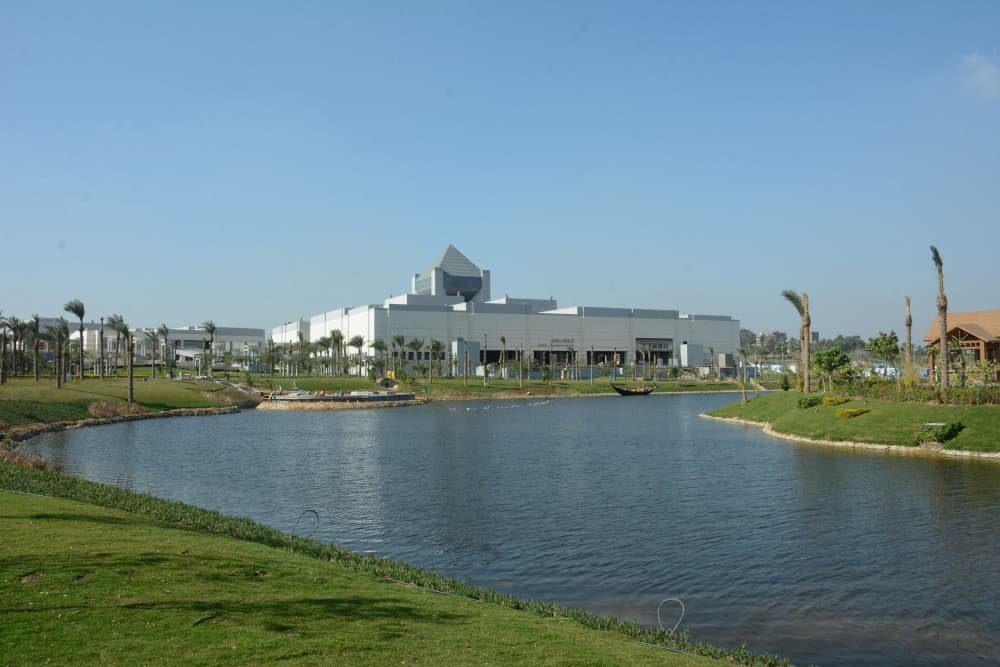 Cairo Day Trip: National Museum, Citadel & Bazaar Tour | ®ExcursionMania
