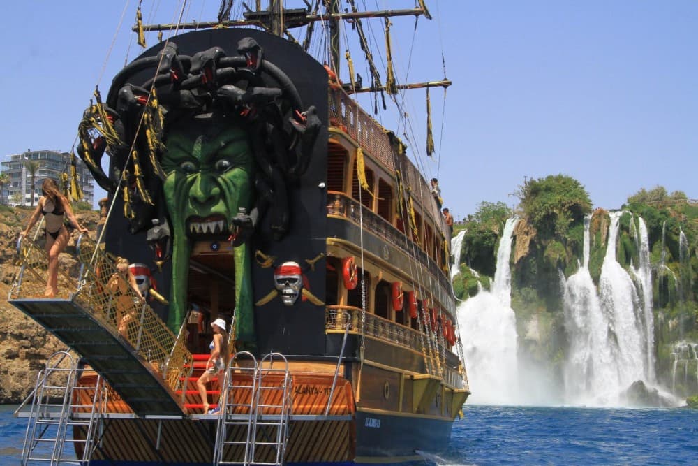 Antalya Lara Pirate Boat Trip: Sun, Swimming & Fun | ®ExcursionMania