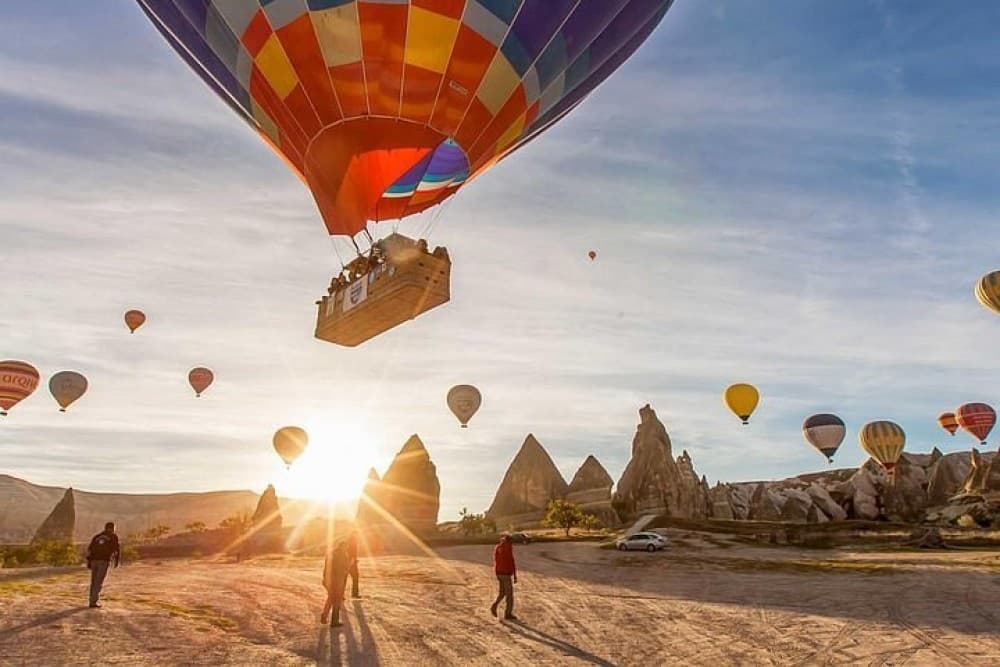 Cappadocia: Cappadocia: Goreme Hot Air Balloon Flight Over Fairychimneys | ®ExcursionMania