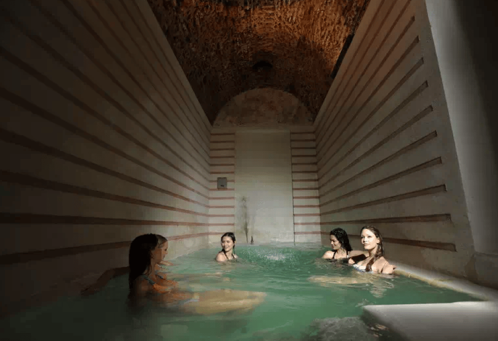 Historical Cemberlitas Hammam in Old City | ®ExcursionMania