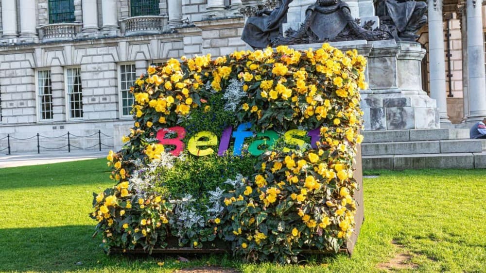 Best of Belfast: Private Walking Tour with a Local | ®ExcursionMania