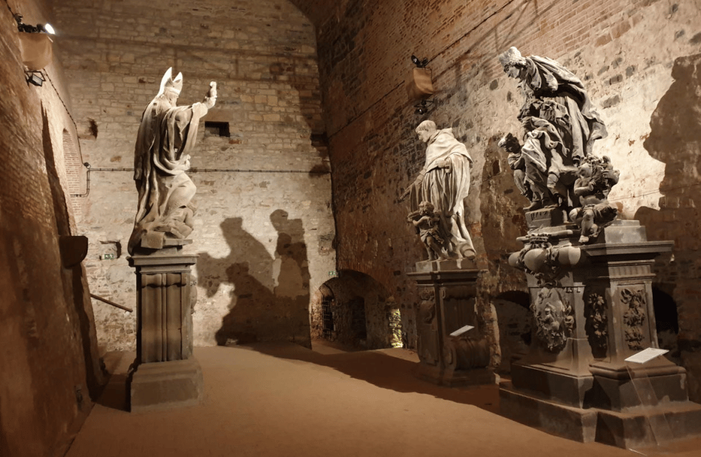Private Vyšehrad Castle Tour with Casemates and Gorlice | ®ExcursionMania