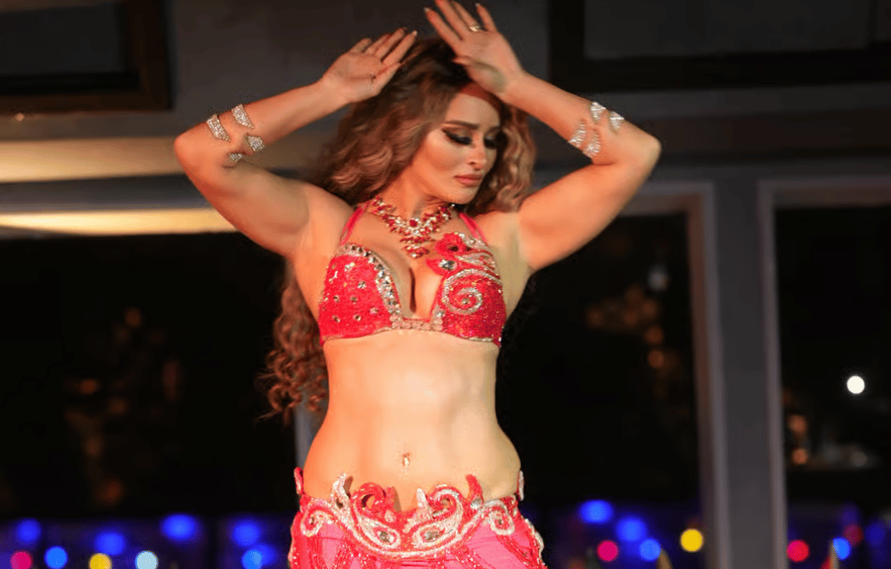 Istanbul: Bosphorus Cruise with Dinner Show | ®ExcursionMania