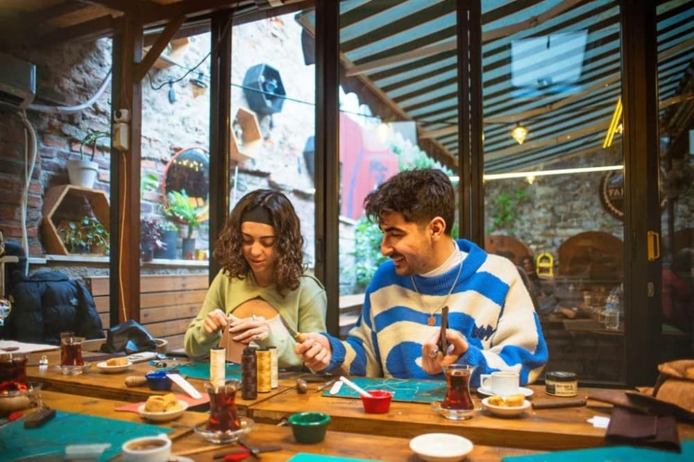 Istanbul: Leather Crafting Workshop with Snacks and Drinks | ®ExcursionMania