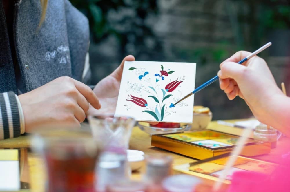 Istanbul: Turkish Illumination Art Workshop With a Master | ®ExcursionMania