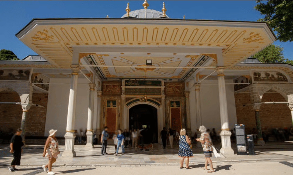 Topkapi Palace & Hagia Sophia Tickets With Audio Guide | ®ExcursionMania