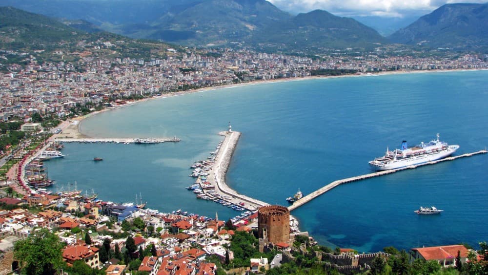 From City of Side: Alanya Guided Tour with Boat Trip & Lunch | ®ExcursionMania