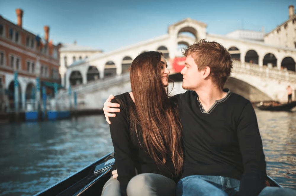 Venice: Private Gondola Ride with Personal Photographer | ®ExcursionMania