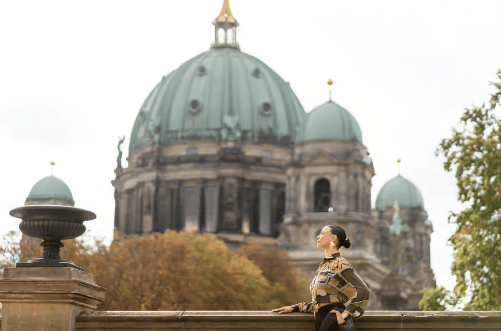 Berlin Essentials: Private Photoshoot at Berlins top sites | ®ExcursionMania