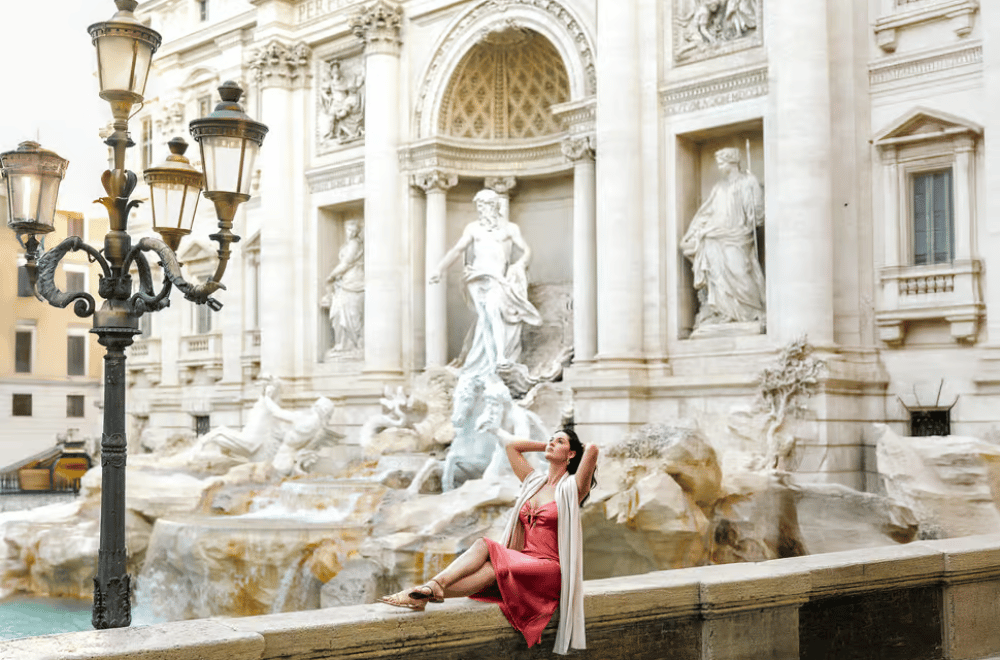 Early morning photoshoot at The Trevi Fountain | ®ExcursionMania