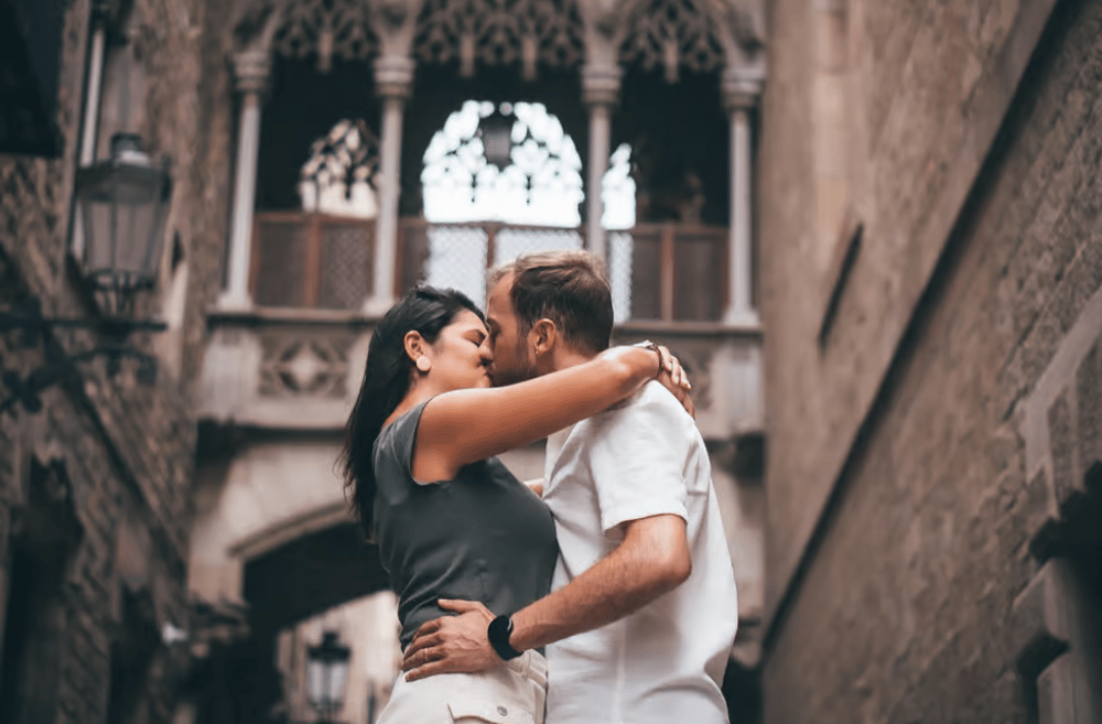 Barcelona: Photo Shoot Tour in El Gothico | ®ExcursionMania