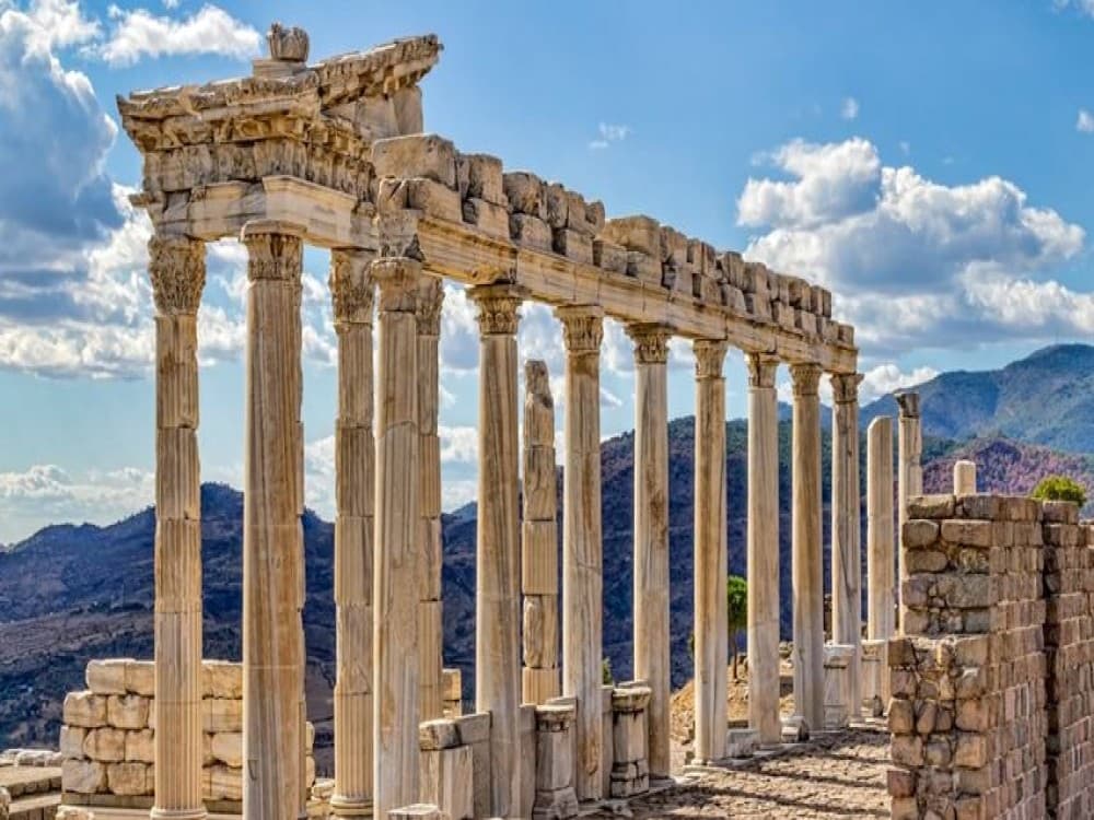 From Kusadasi: Private Pergamon & Asklepion Tour | ®ExcursionMania