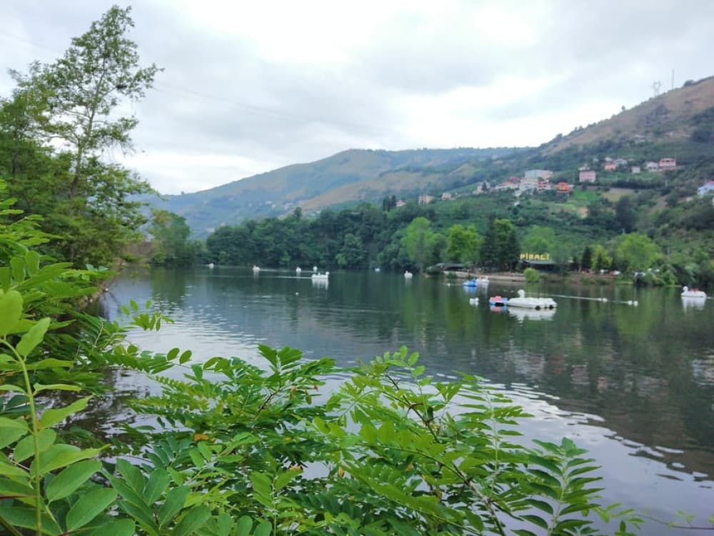 Trabzon: Hıdırnebi Çal Cave Hıdırnebi Plateu and Sera Lake Tour | ®ExcursionMania