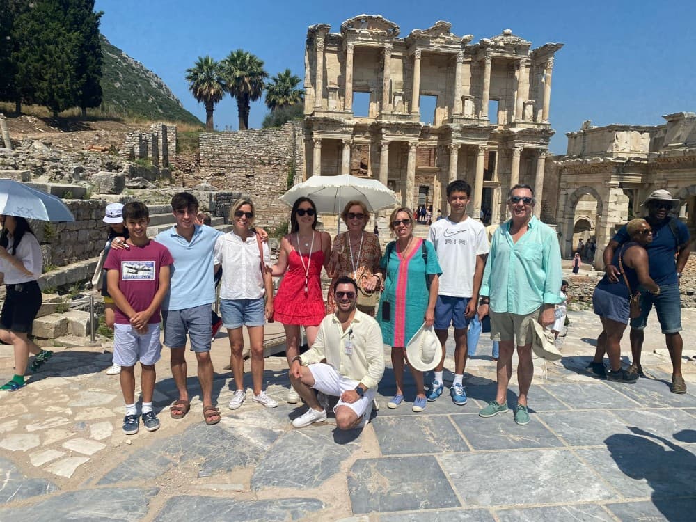 Kusadasi: Ephesus  Temple of Artemis For Cruisers /Skip The Line Tour | ®ExcursionMania