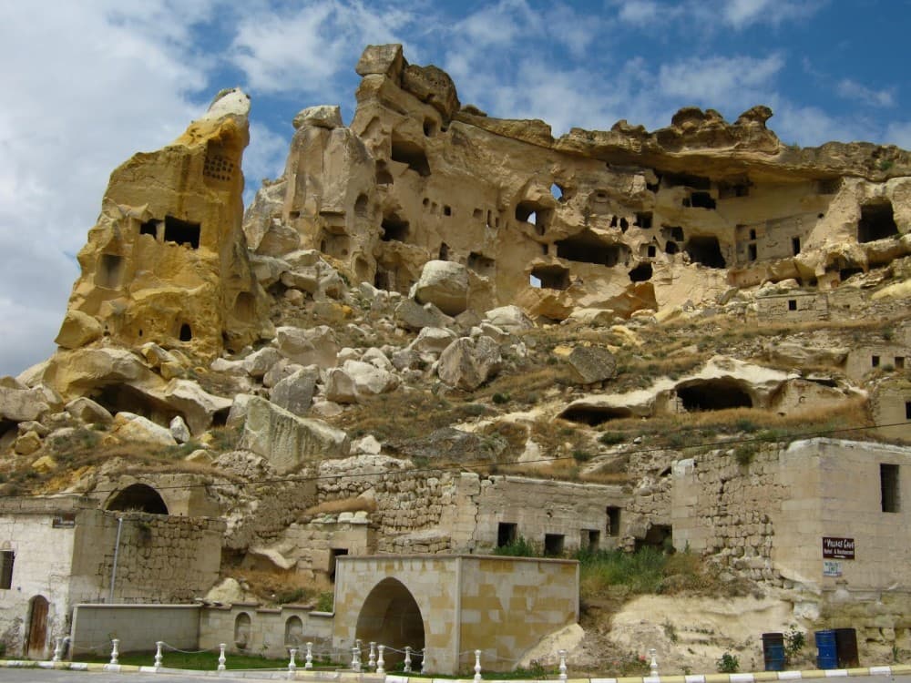 Istanbul 2-Days Cappadocia Trip with Flights and Cave Hotel | ®ExcursionMania