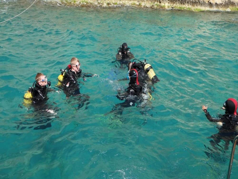 Belek: Scuba Diving Experience & Hotel Transfer | ®ExcursionMania