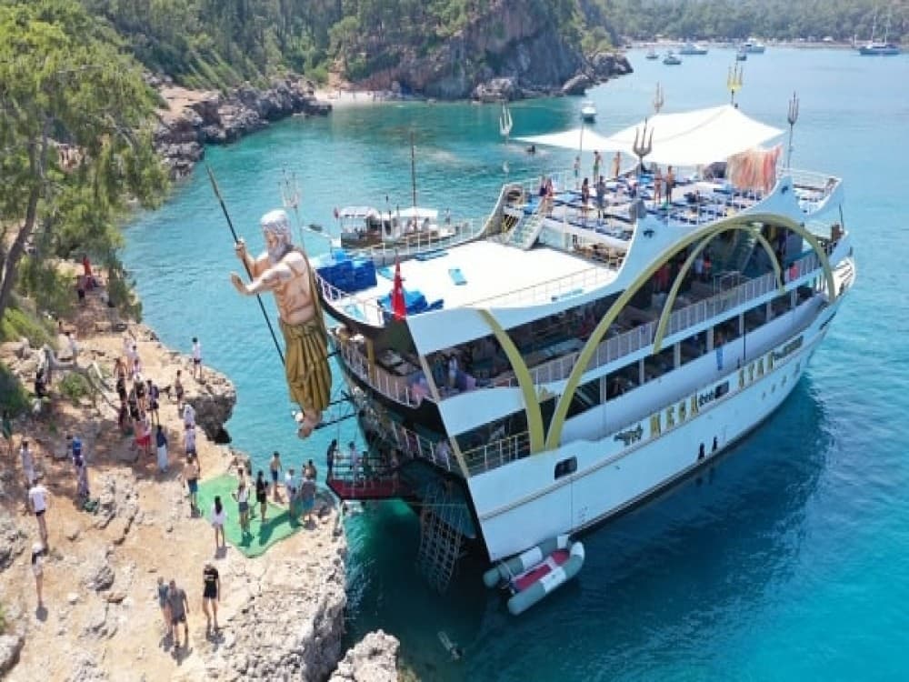Belek Boat Tour With Mega Star Yacht | ®ExcursionMania