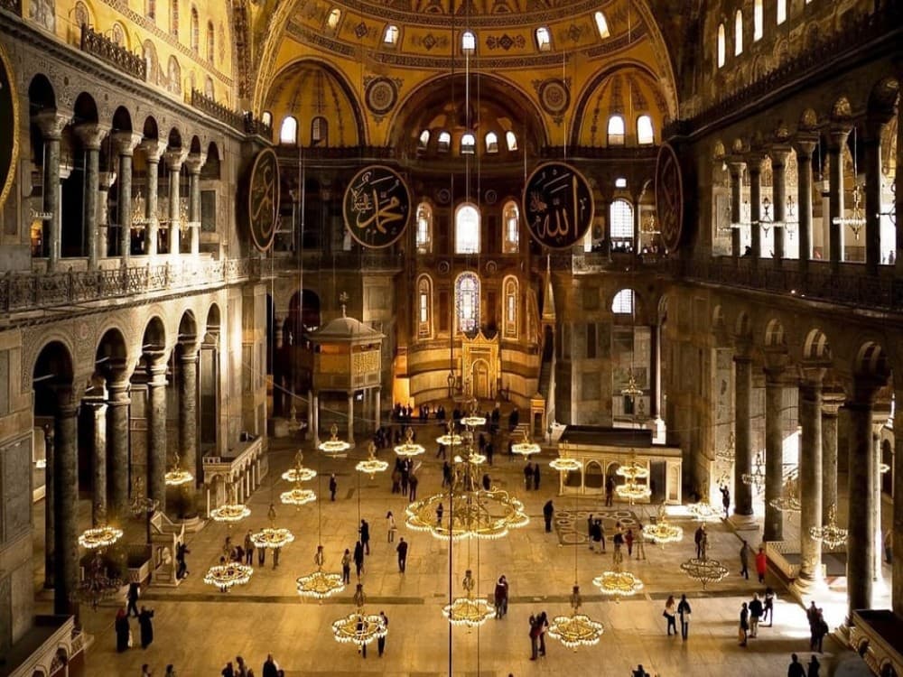 Private Tour of Istanbul with Red Carpet Treatment | ®ExcursionMania