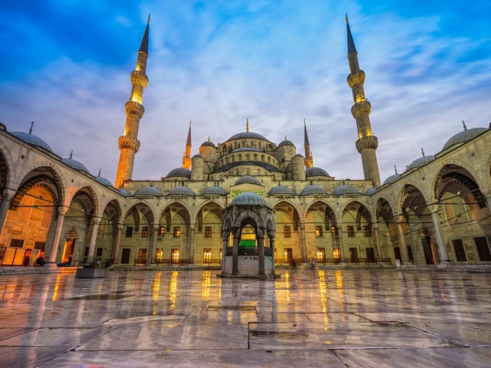 Istanbul: Bespoke Tour with Guide and SkiptheLine Entries | ®ExcursionMania