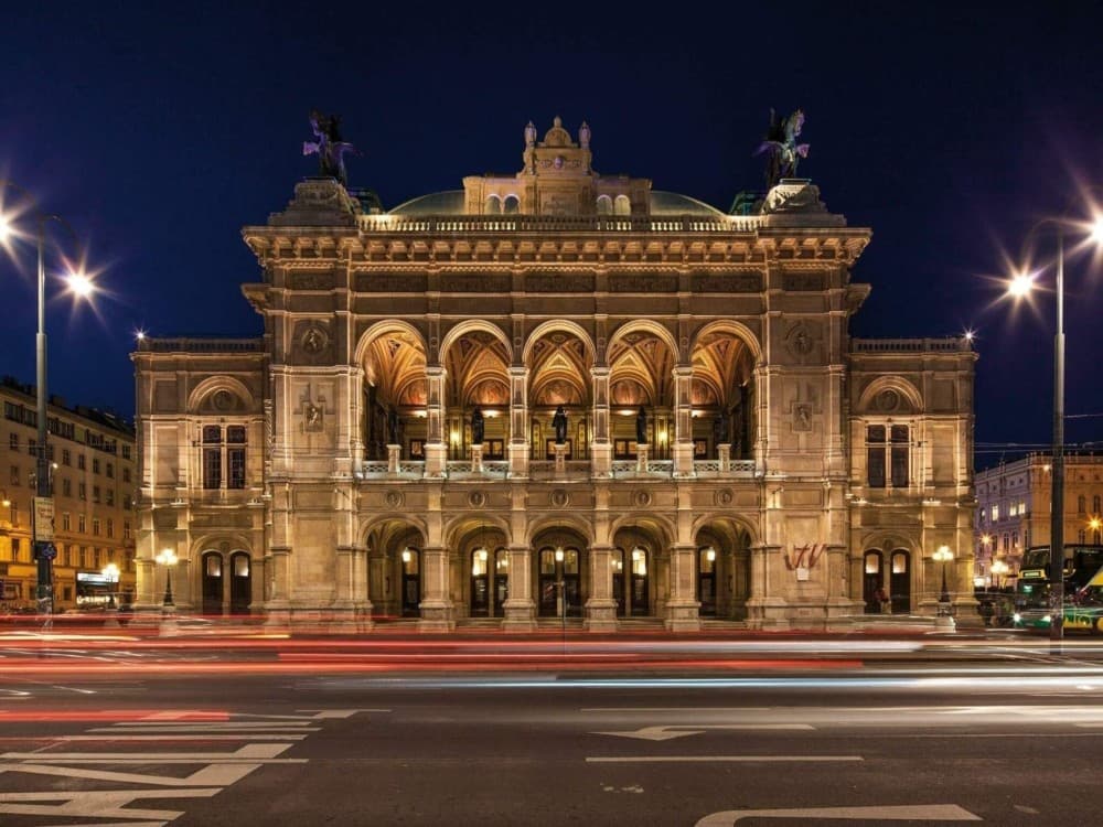 Vienna: Guided Walking Tour of City Highlights & Hidden Gems | ®ExcursionMania