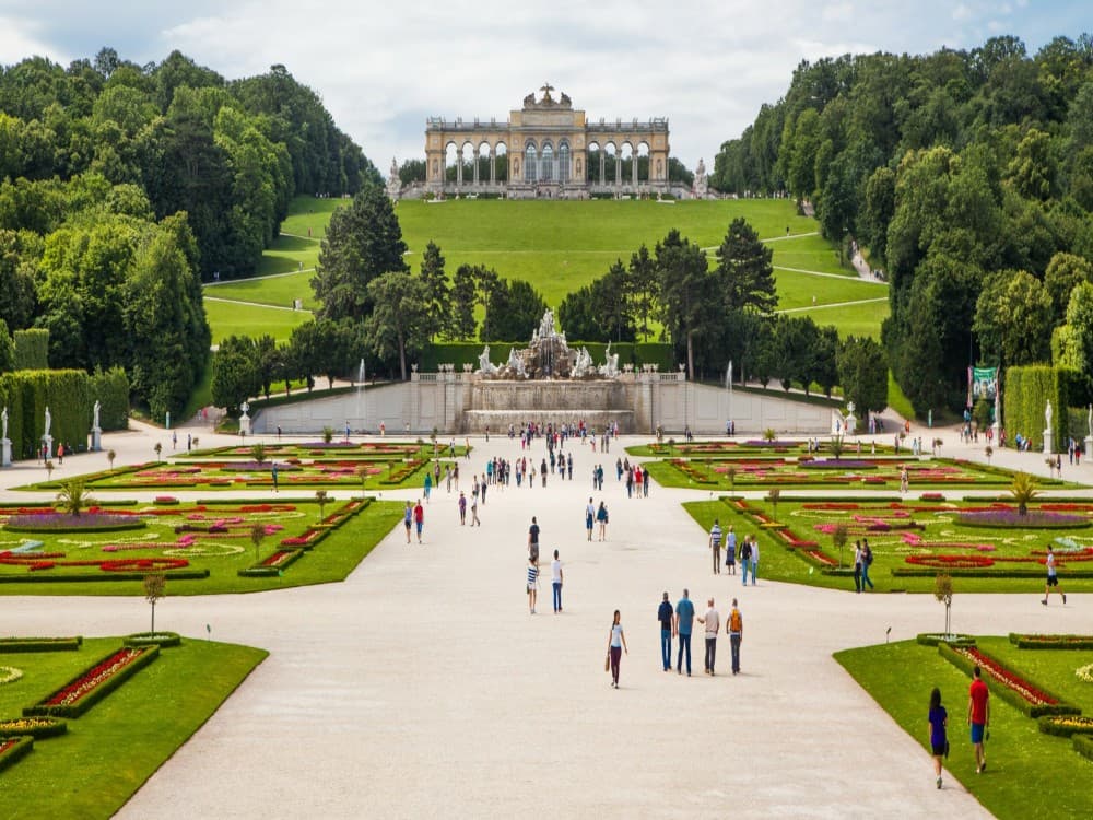 Vienna: Skip-the-Line Schönbrunn Palace and Gardens Tour | ®ExcursionMania