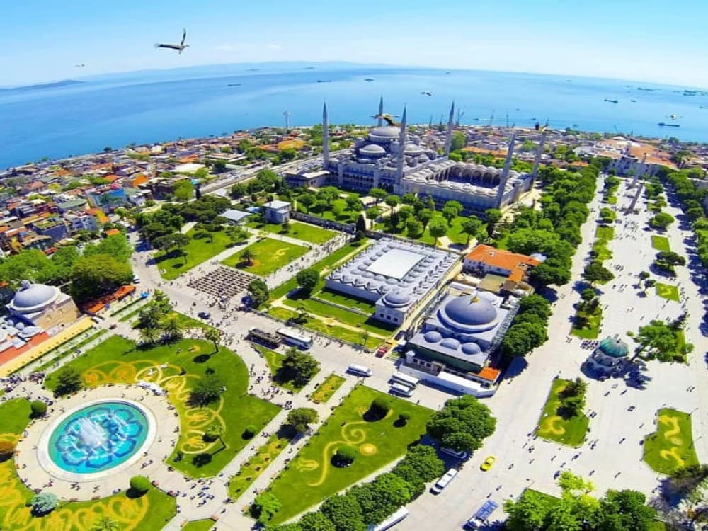 Istanbul: Hagia Sophia, Blue Mosque, and Topkapi Palace Tour | ®ExcursionMania