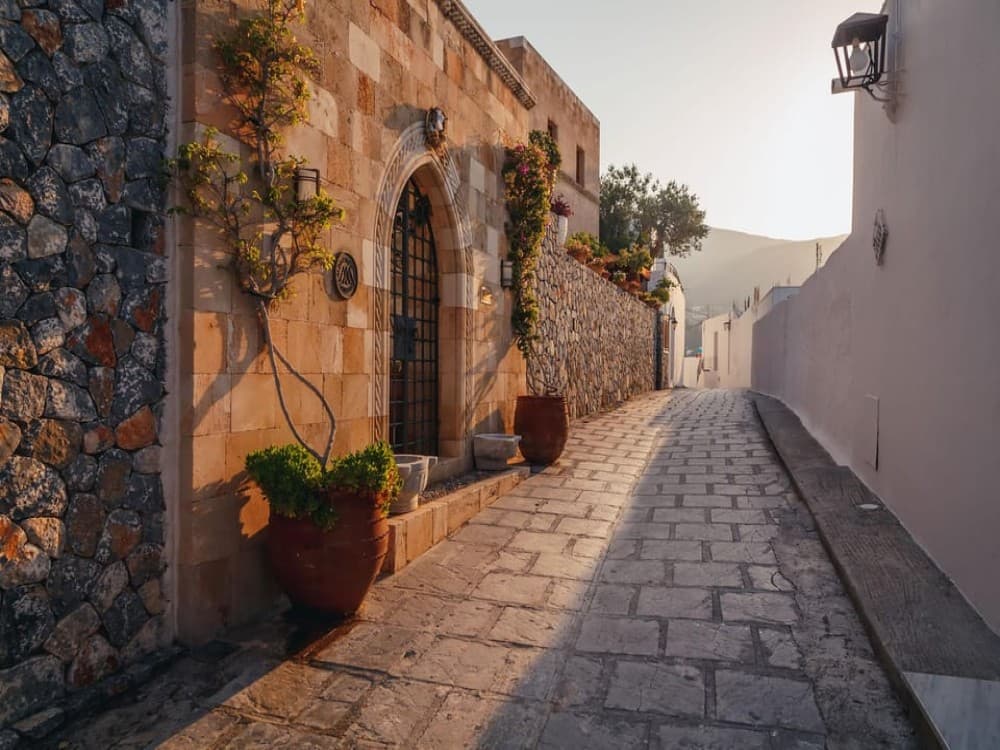 From Rhodes: Lindos Round-Trip Bus Transfer with Free Time | ®ExcursionMania