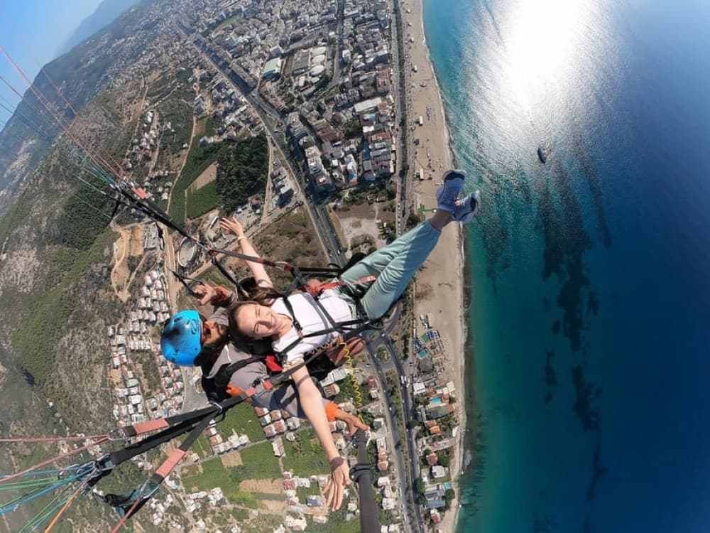 Alanya: Tandem Paragliding Flight to Cleopatra Beach | ®ExcursionMania