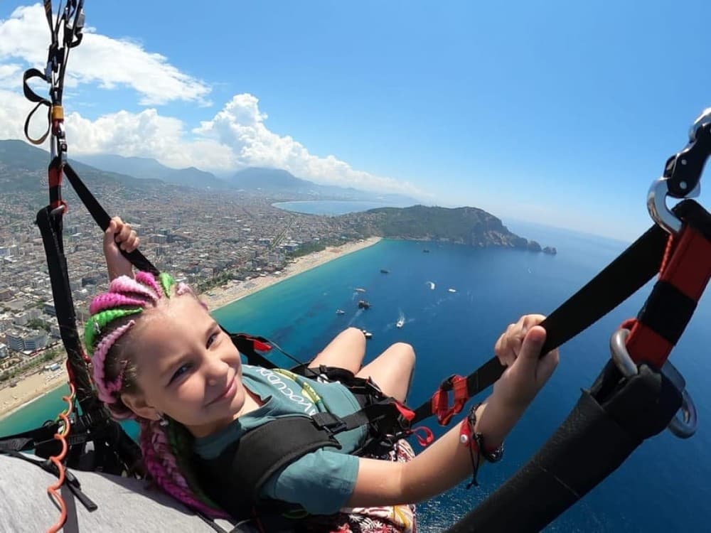 Alanya: Tandem Paragliding Flight to Cleopatra Beach | ®ExcursionMania