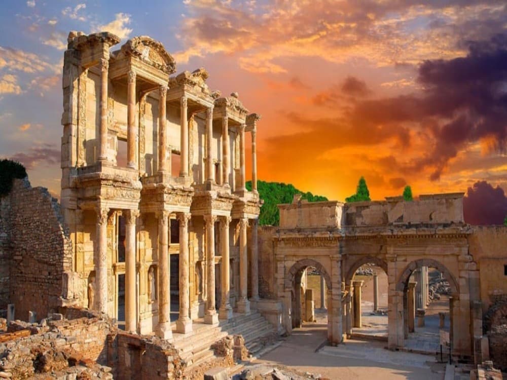 Kusadasi: Ephesus Ancient City Ceramic Workshop & Shopping | ®ExcursionMania