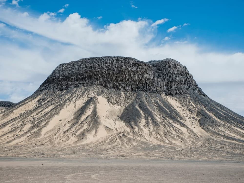 Cairo: 2-Day Bahariya Oasis Camp and Desert Tour | ®ExcursionMania