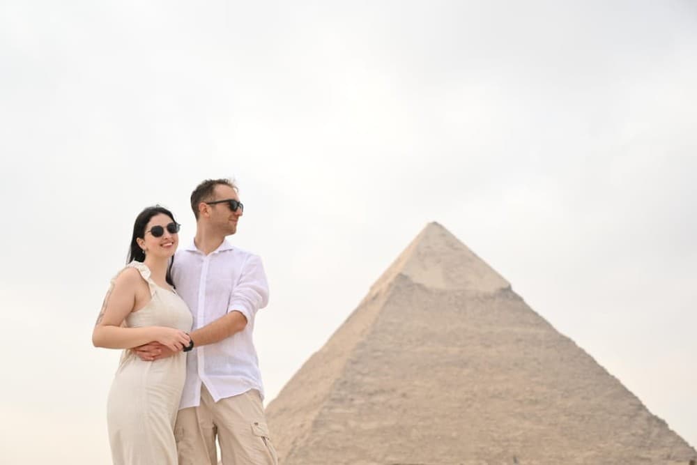 From Hurghada: Giza Pyramids Sphinx Museum Tour with Lunch | ®ExcursionMania