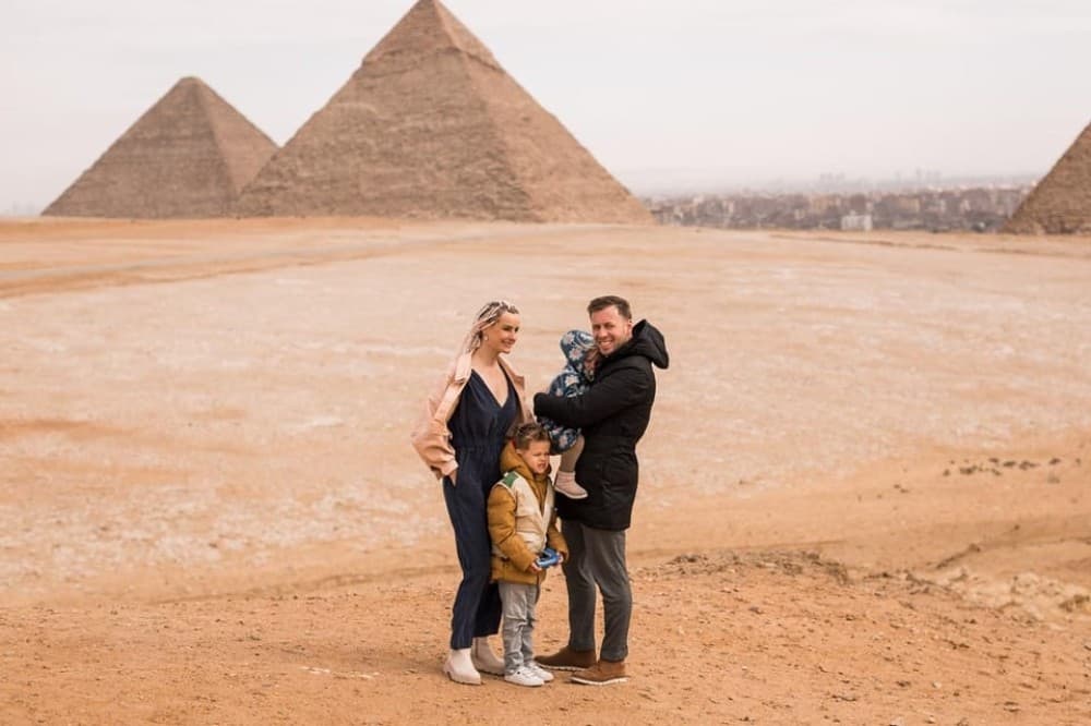From Hurghada: Giza Pyramids Sphinx Museum Tour with Lunch | ®ExcursionMania