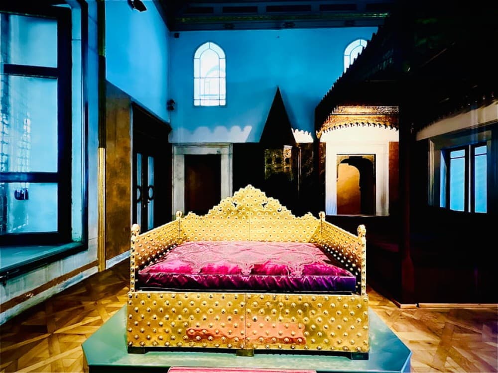 Hagia Irene Topkapi Palace and Harem Guided Tour | ®ExcursionMania