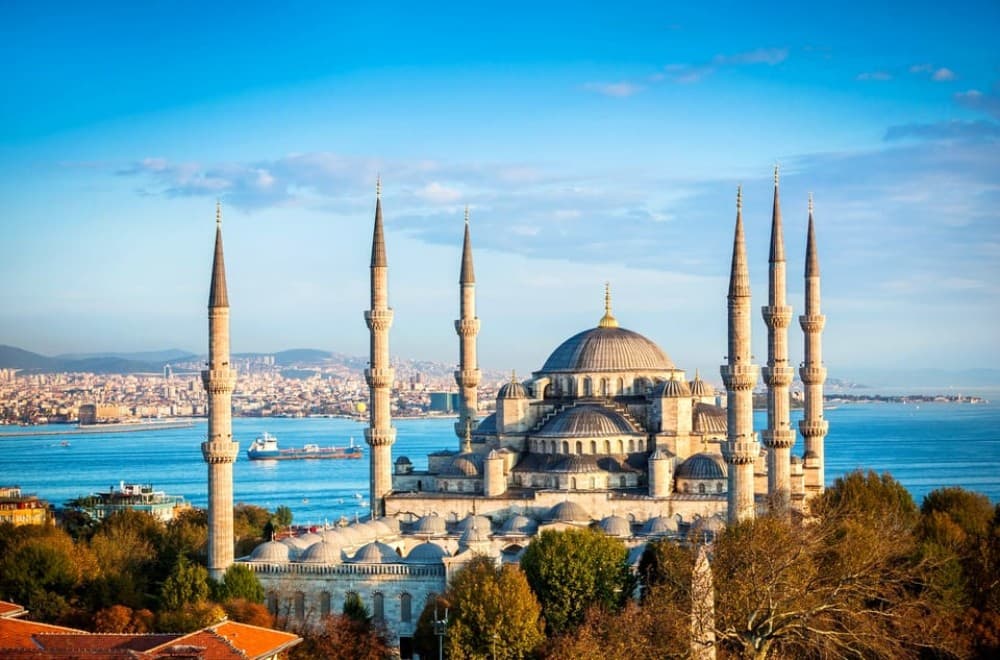 Istanbul Walking Tour: Secrets of the City and Iconic Landmarks | ®ExcursionMania