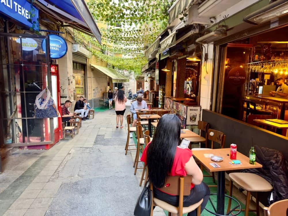 Cicek Pasaji (Flower Passage) 