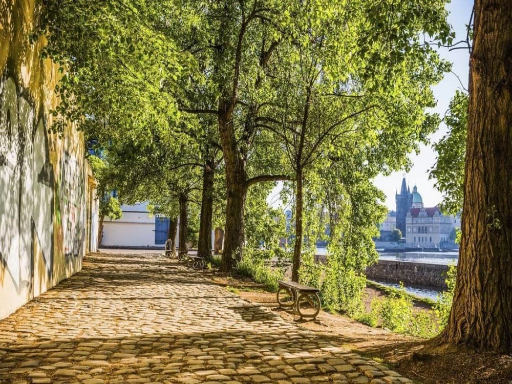 Kampa Island