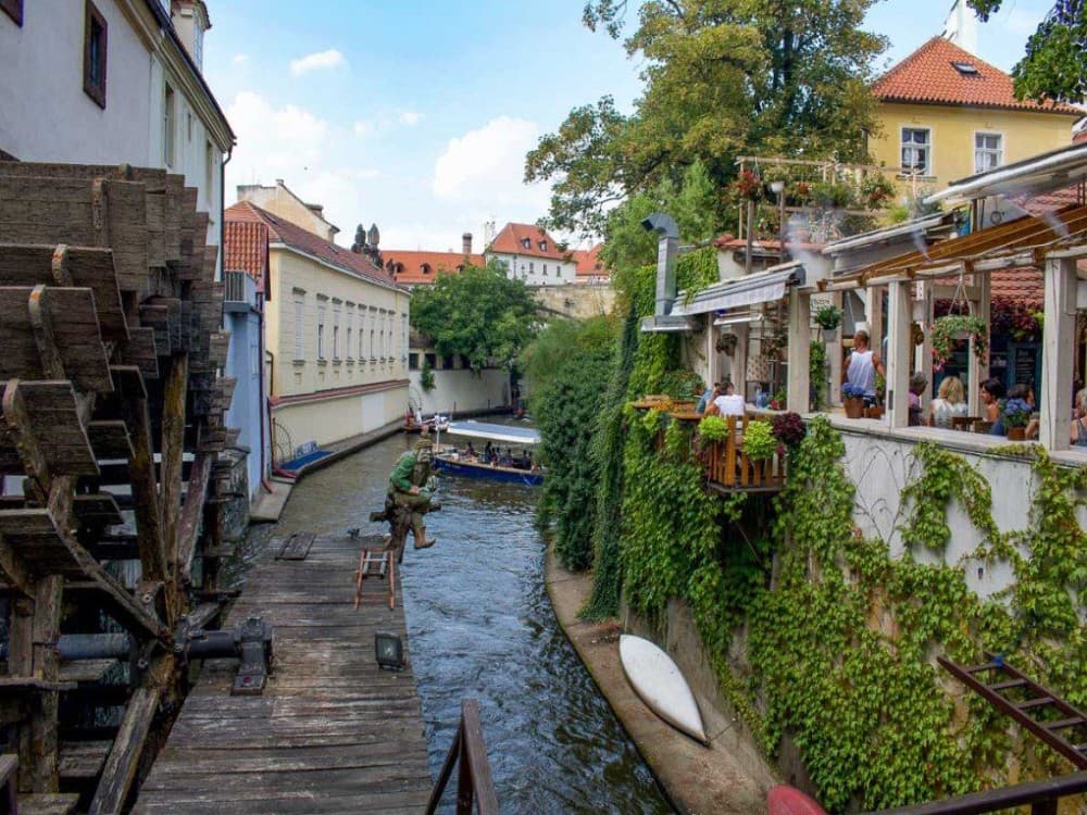 Kampa Island