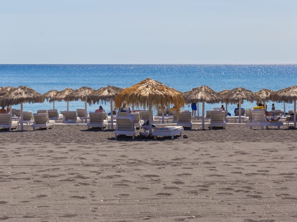 Perivolos Beach