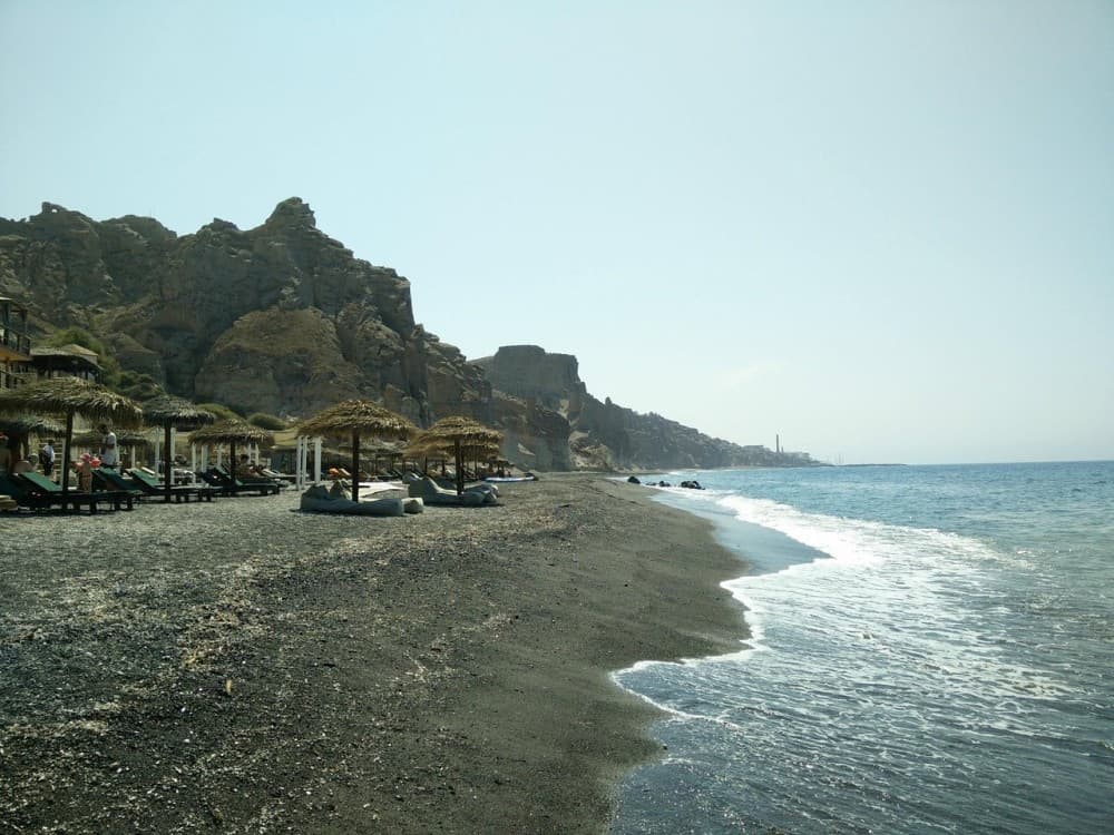 Perivolos Beach