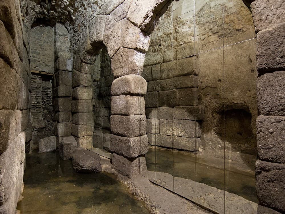 Caves of Hercules